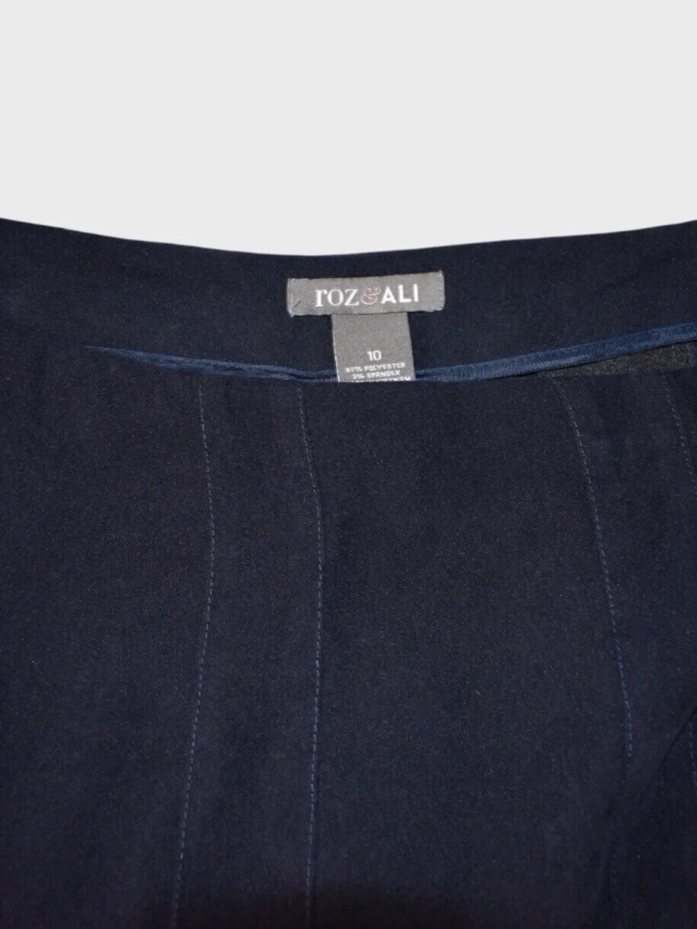 Roz & Ali features side